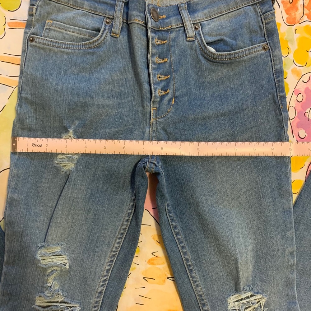 Jeans - Picture 5 of 6
